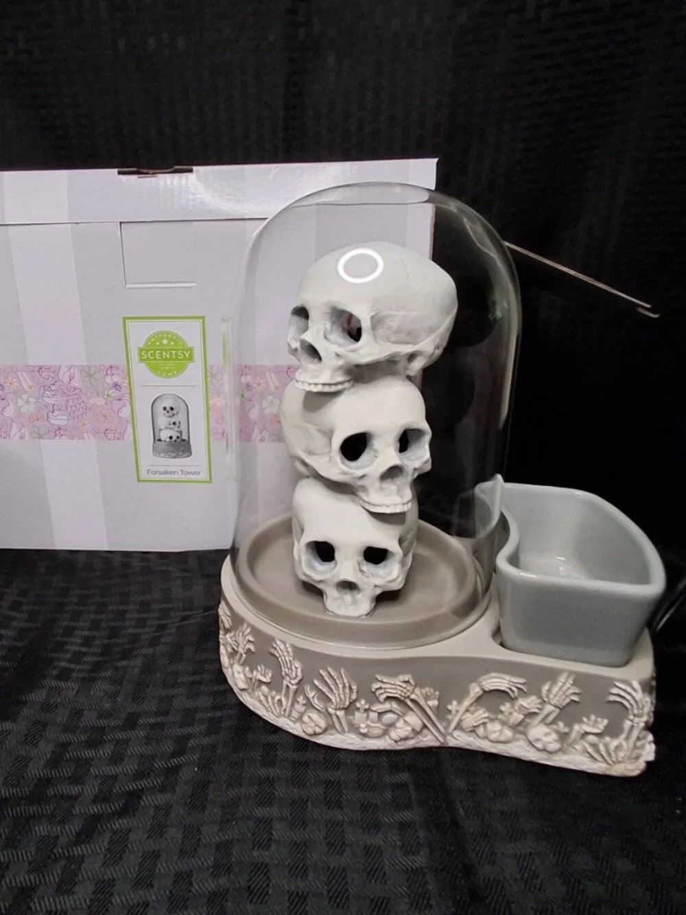 Scentsy Full Size Wax Warmer Forsaken Tower Glow In The Dark New in Box!